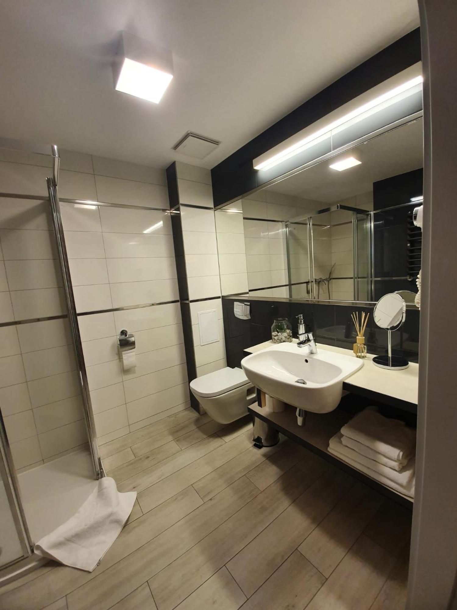Apartament Czarna Gora Bormio 2 Sienna  Exterior foto